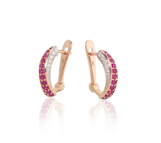 Auksiniai auskarai ant cilindrinės spynos1