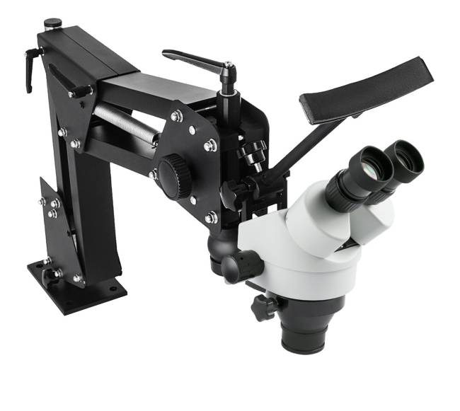 mikroskopas su 76 mm lęšiu ir spyruokliniu laikikliu3