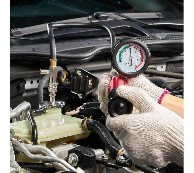 14 dalių radiatoriaus slėgio testavimo rinkinys7