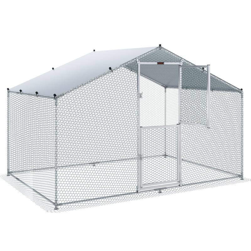 Didelis metalinis vištų aptvaras su dengtu stogu0