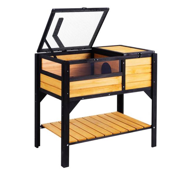 Medinis vėžlio namelis lauke ir viduje0