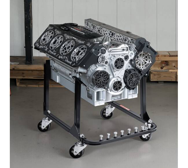 Variklio stovas su 4 ratukais7