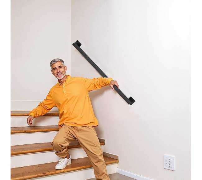 1215 mm sieninis turėklas laiptams iš juodo geležies7