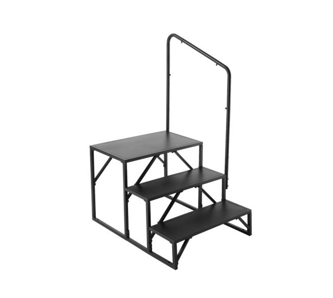 3 pakopų laiptų žingsniai su turėklu8