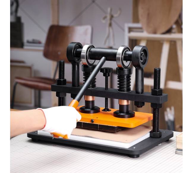 Odos pjaustymo ir presavimo staklės su štampu7