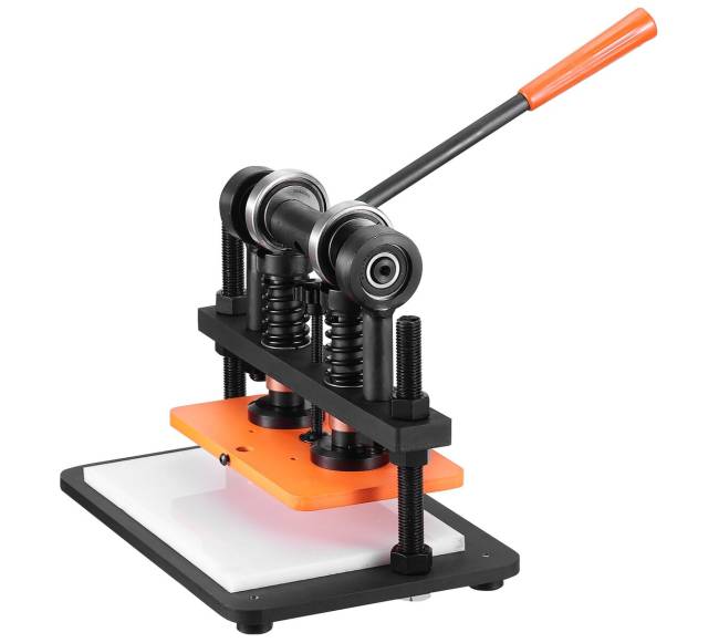 Odos pjaustymo ir presavimo staklės su štampu10