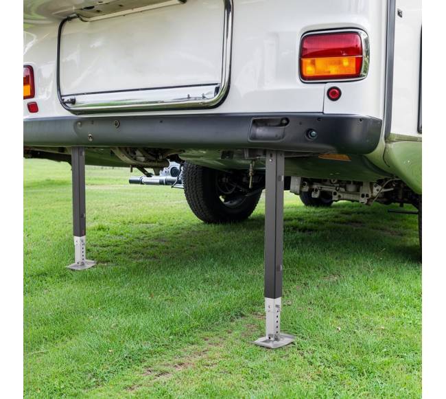 autopriekabos išvertimo kojelės 825 mm Lippert7