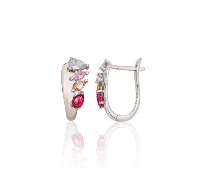 Sidabriniai auskarai ant cilindrinės spynos0