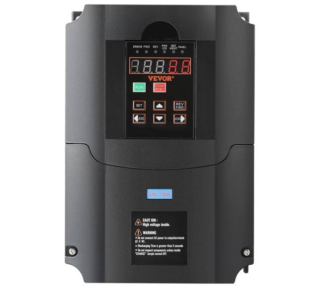 10 AG, 7,5 kW dažnio keitiklis 220V į 3 fazes8