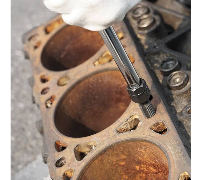 7 dalių metrinis srieginis taisymo įrankis7