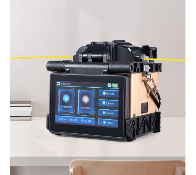 Šviesolaidžių sujungimo įrenginys su 4 varikliais7