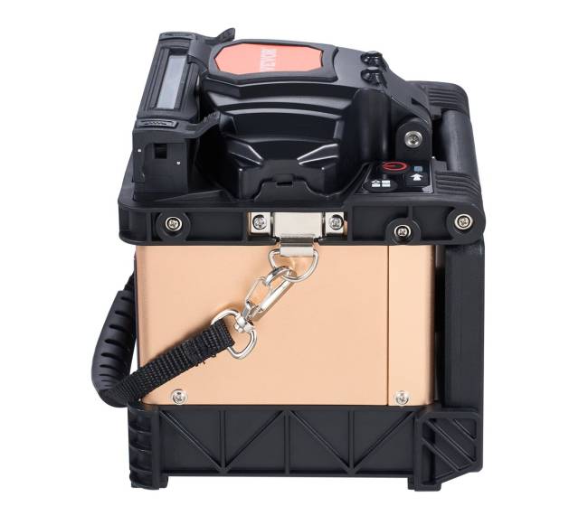 Šviesolaidžių sujungimo įrenginys su 4 varikliais9