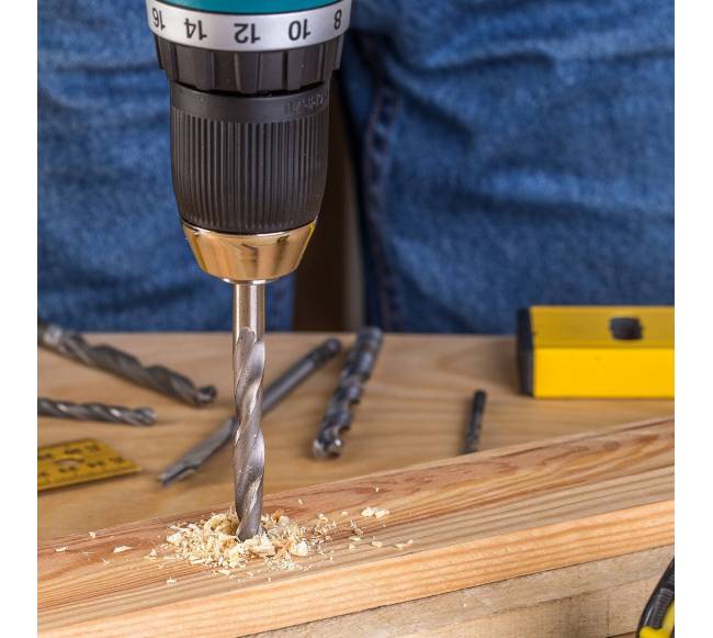 Grąžtų rinkinys 70 dalių su dėklu7