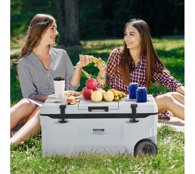 Nešiojamas šaldytuvas su ratukais, 74 l7