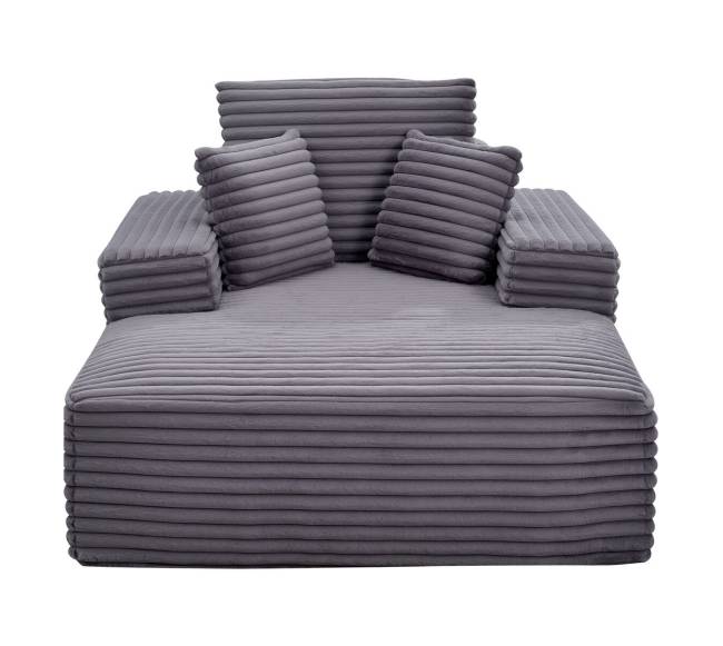 miegamojo krėslas su pagalvėlėmis10