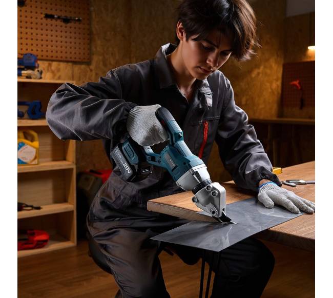 Metalo kirpimo žirklės su pasukamu galvute7