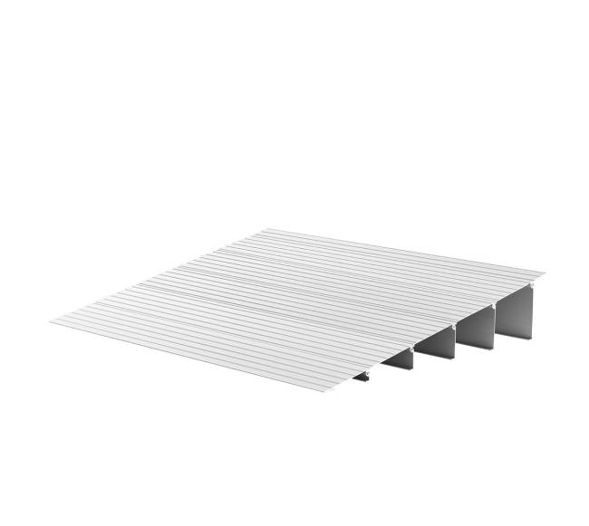 Slankstelio rampa prie durų slenksčio9