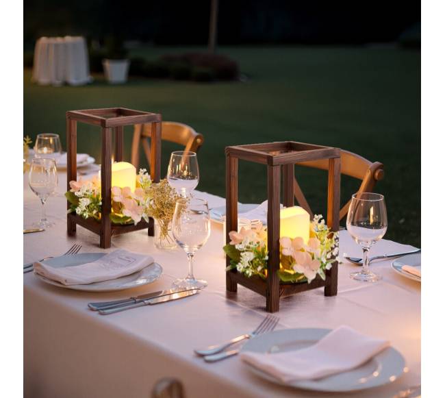 Mediniai vestuvių žibintai ir gėlių vainikai7