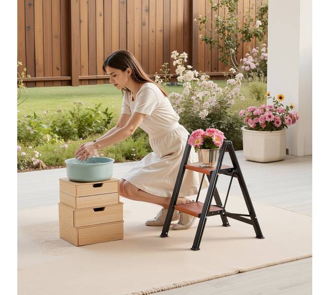 Dviejų laiptelių sulankstomos kopėčios namams7