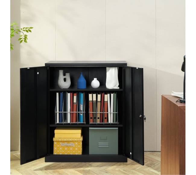 Metalinė spintelė su reguliuojamomis lentynomis7