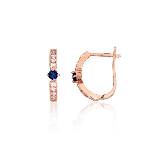 Auksiniai auskarai ant cilindrinės spynos1