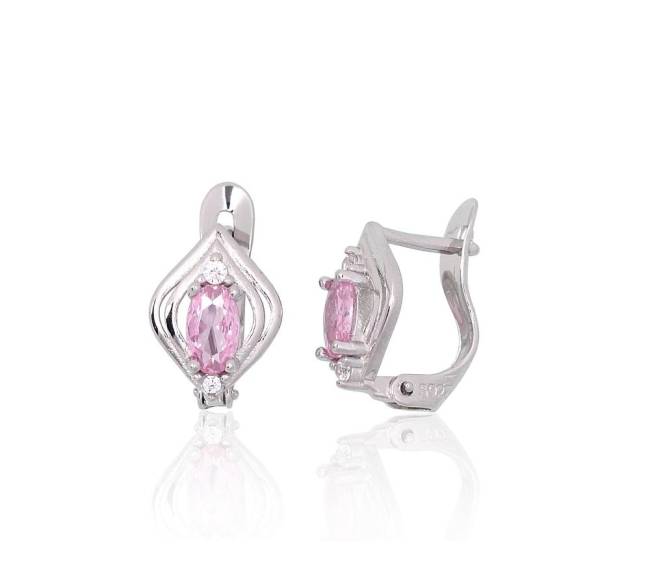 Sidabriniai auskarai ant cilindrinės spynos0