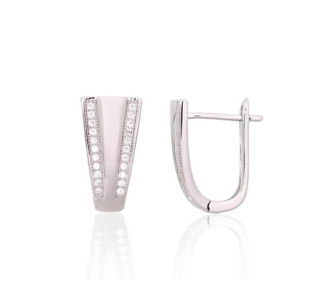 Sidabriniai auskarai ant cilindrinės spynos1