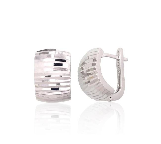 Sidabriniai auskarai ant cilindrinės spynos0