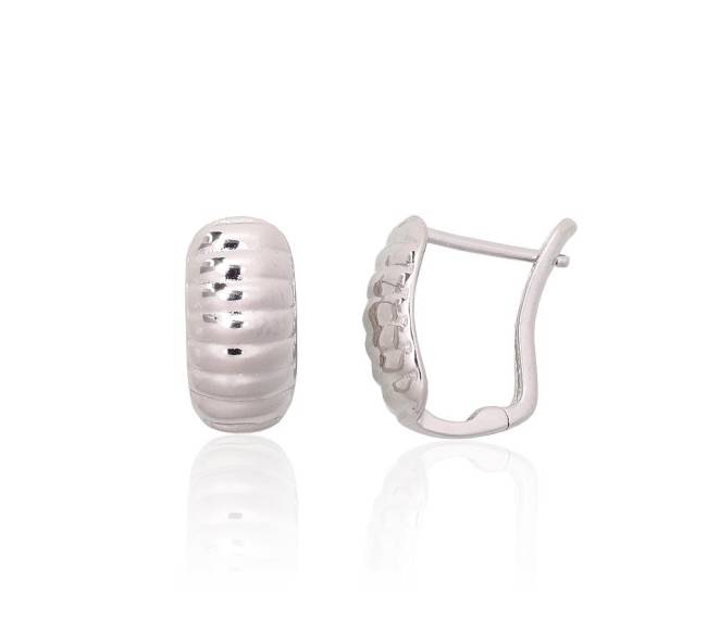 Sidabriniai auskarai ant cilindrinės spynos1