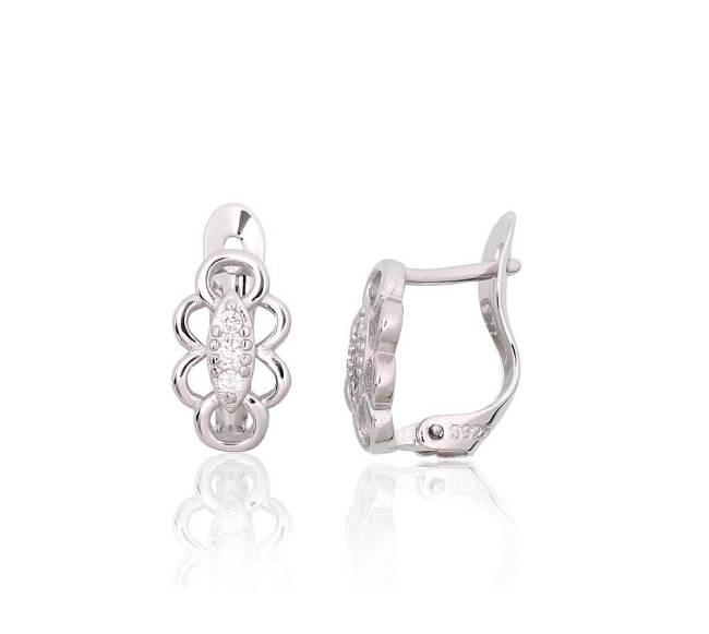 Sidabriniai auskarai ant cilindrinės spynos1