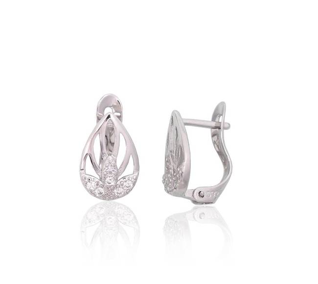 Sidabriniai auskarai ant cilindrinės spynos0