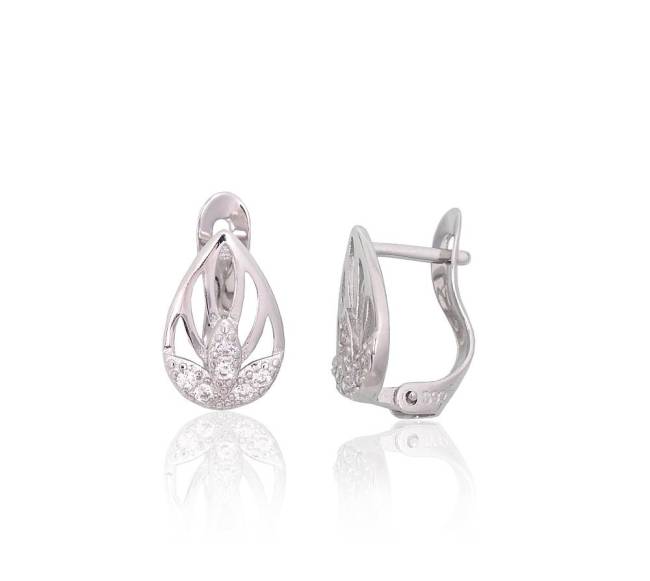 Sidabriniai auskarai ant cilindrinės spynos1