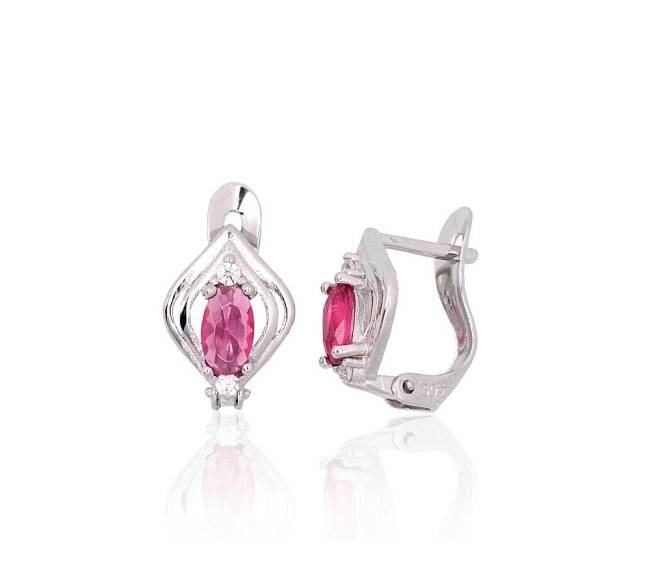 Sidabriniai auskarai ant cilindrinės spynos0