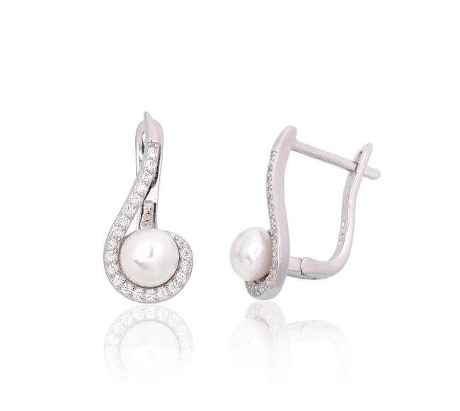 Sidabriniai auskarai ant cilindrinės spynos1