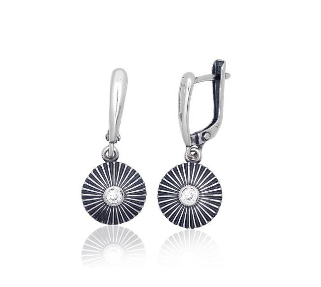 Sidabriniai auskarai ant cilindrinės spynos1