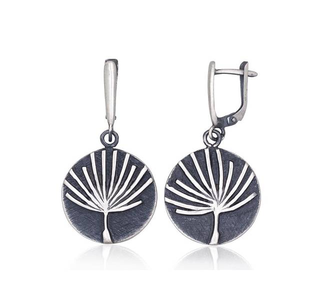 Sidabriniai auskarai ant cilindrinės spynos0