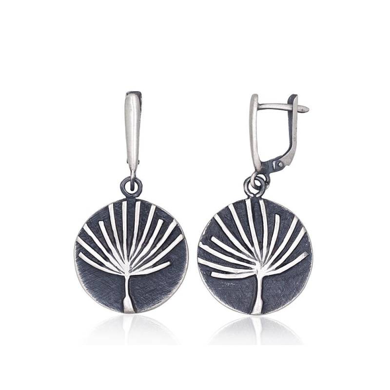 Sidabriniai auskarai ant cilindrinės spynos0