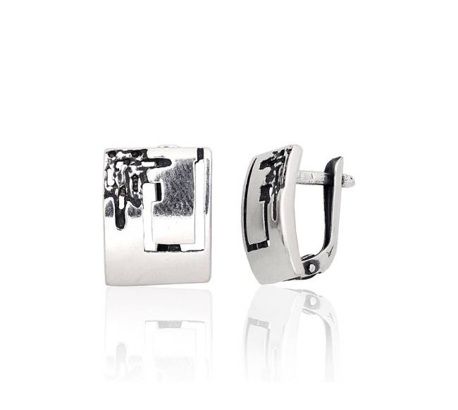 Sidabriniai auskarai ant cilindrinės spynos0