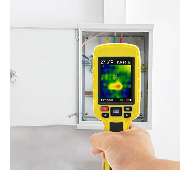 Termovizorinė kamera su 60x60 raiška7