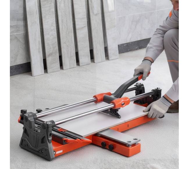 600 mm plytelių pjaustyklė su slankiu galvute7
