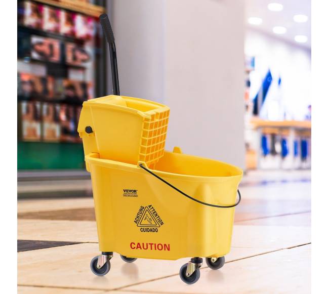 Grindų valymo kibiras su nugręžėju ant ratukų7