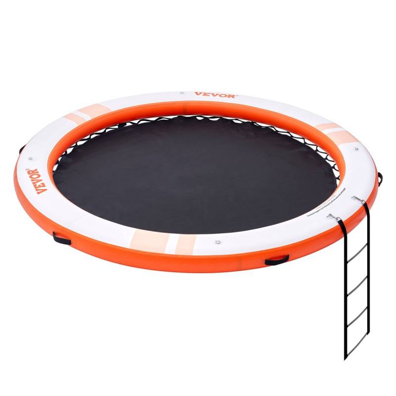 Pripučiama vandens platforma su trampoline0