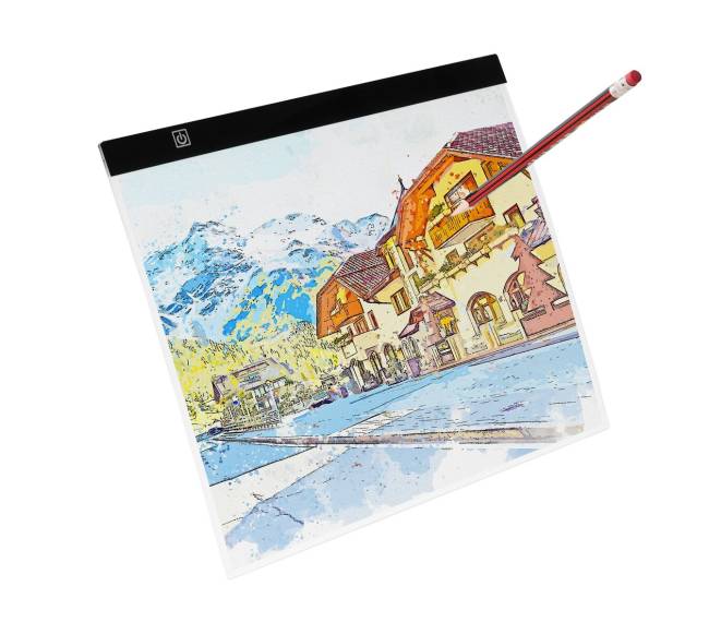 LED šviesos lenta brėžiniams ir deimantų tapybai0