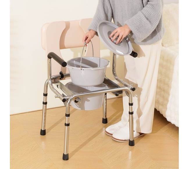 Kėdė su nuleidžiamais porankiais7