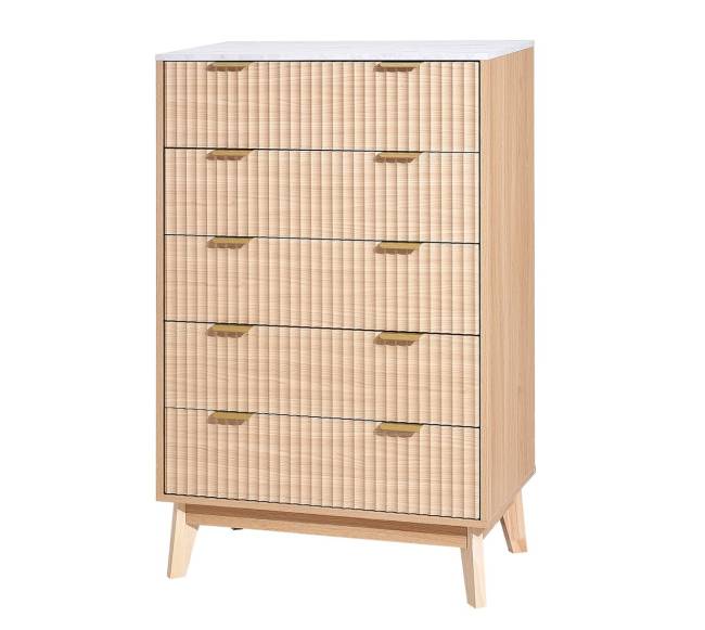 5 stalčių medinė komoda su priešaplampimu8