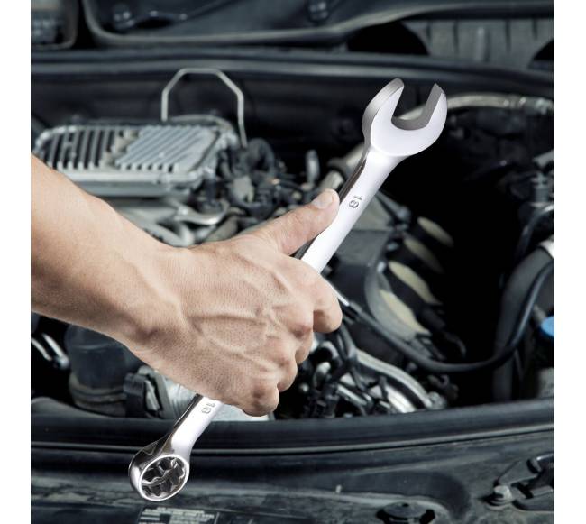 25 dalių veržliarakčių rinkinys su dėklu7