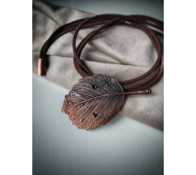 Rankų darbo kaklo...