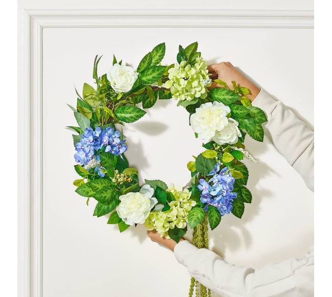 Dirbtinis dekoratyvinis vainikas su hortenzijomis ir rožėmis7