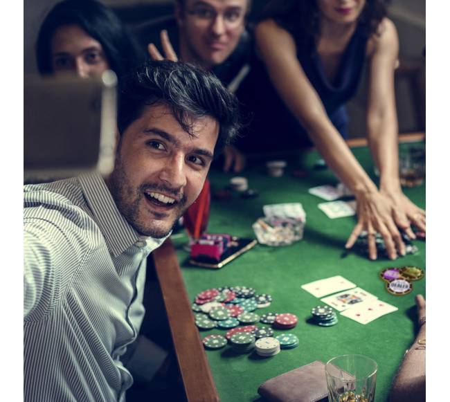 Metalinių pokerio mygtukų rinkinys2