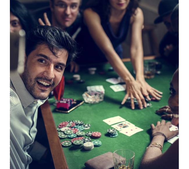 Pokerio dėklas su 300 lazerinių pokerio žetonų5